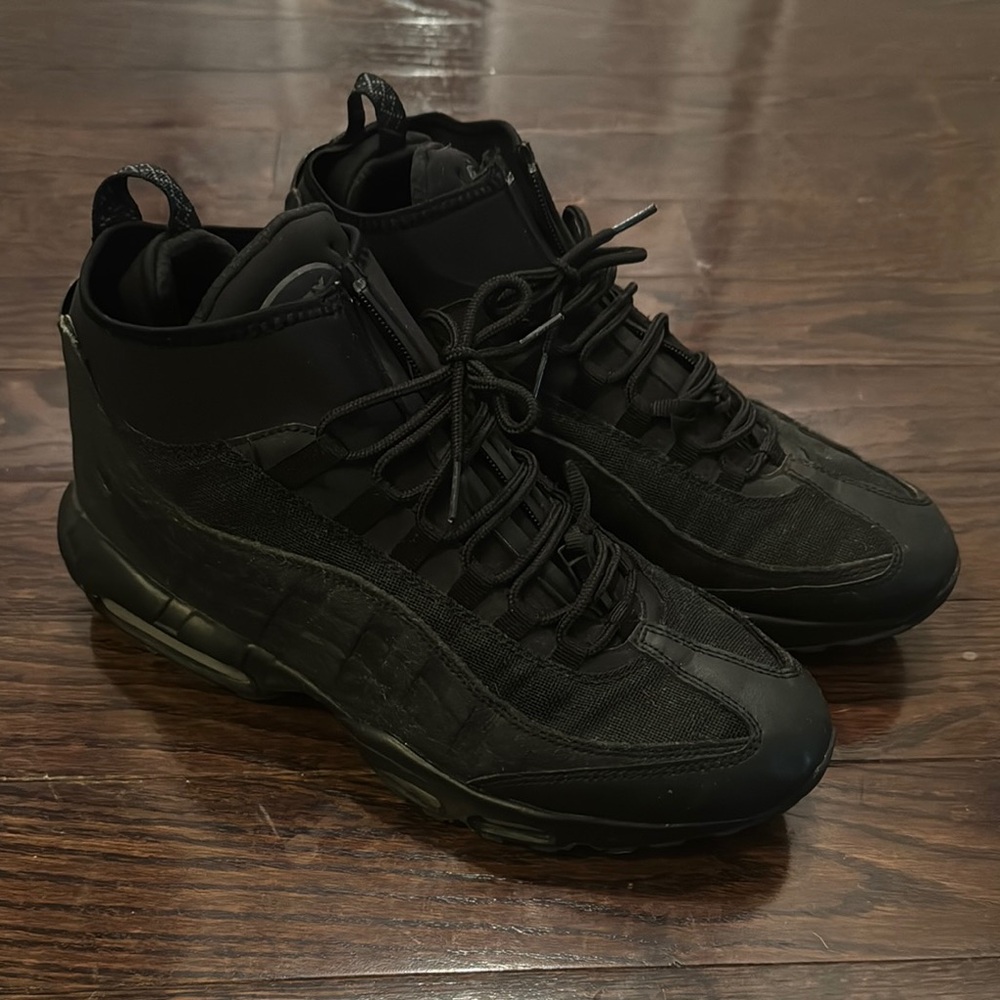 Nike Air Max 95 Sneaker Boot - Triple Black